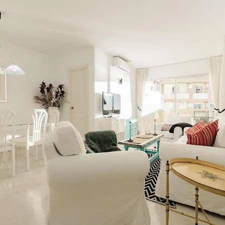 Beachfront With Balcony Casa vacanze *
