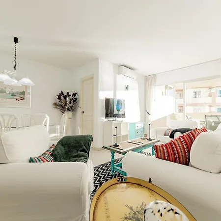 Beachfront With Balcony * Marbella