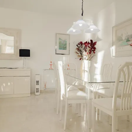 Casa vacanze Beachfront With Balcony *